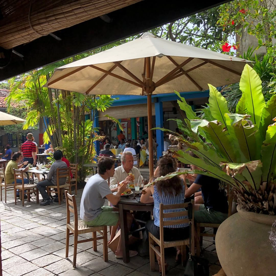 Barefoot Garden Café