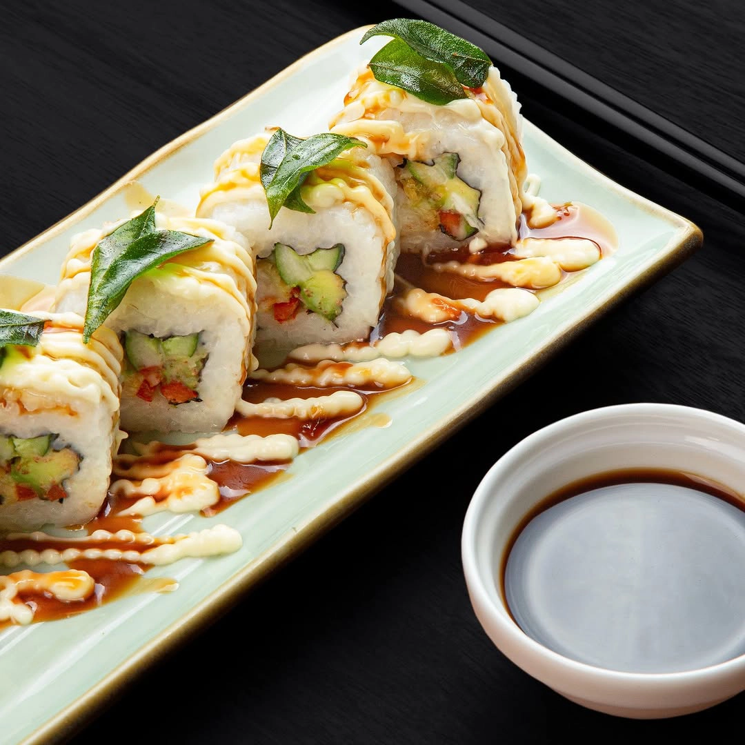 Karapincha Dragon Roll