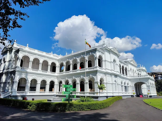 Colombo National Museum Tour