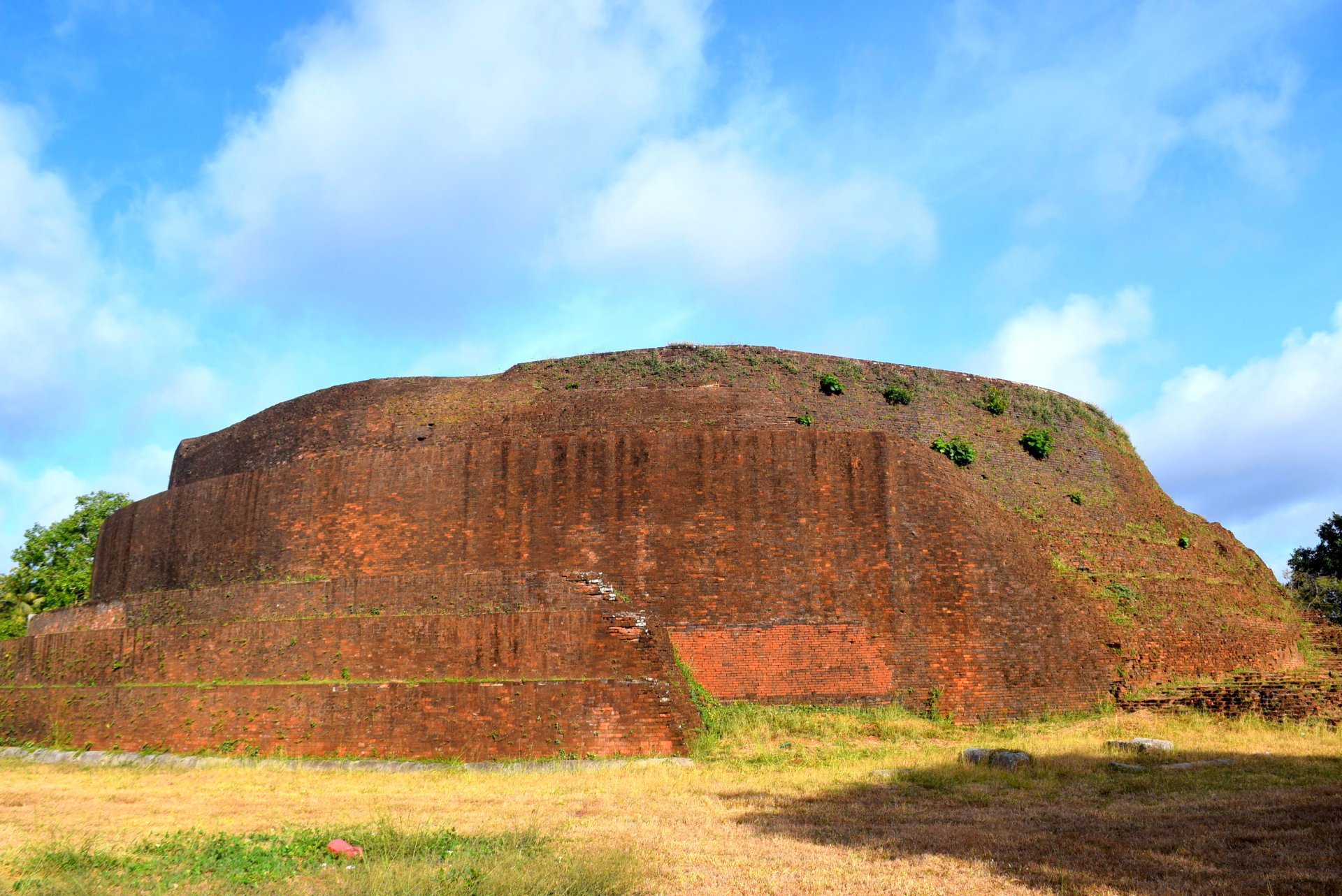Dakkina Sthupa