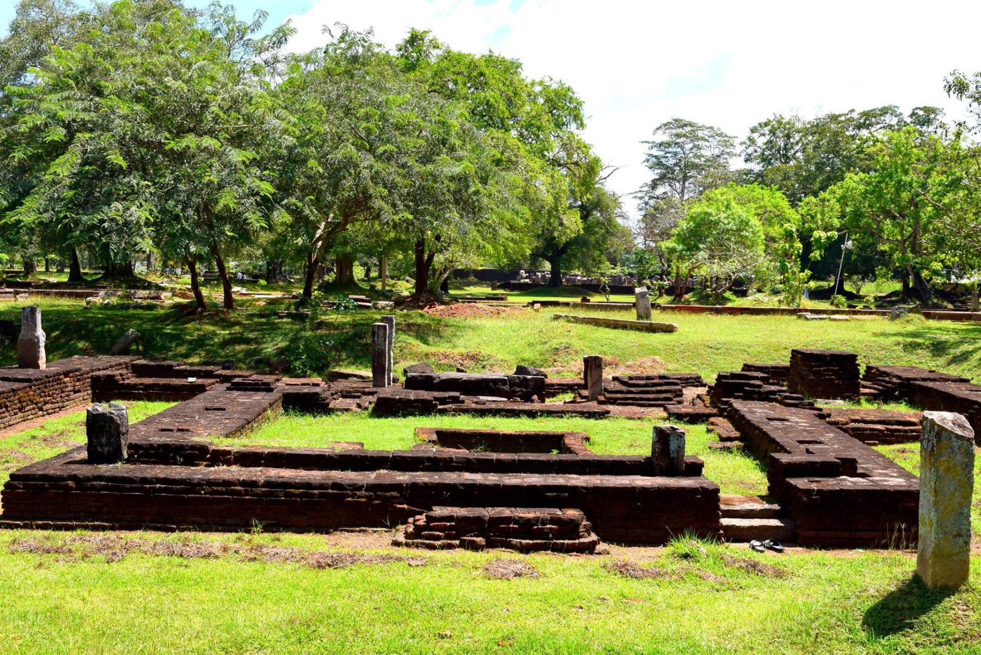 Jethavanaramaya - Buddhist Railling Site