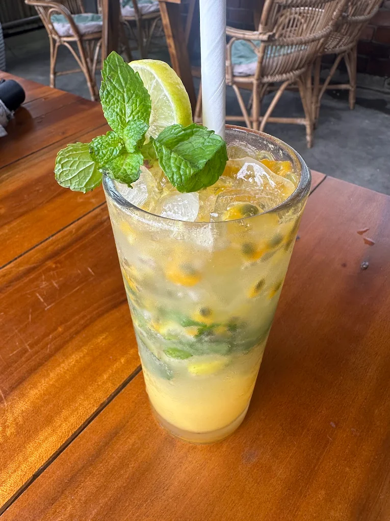 Passionfruit mojito with mint