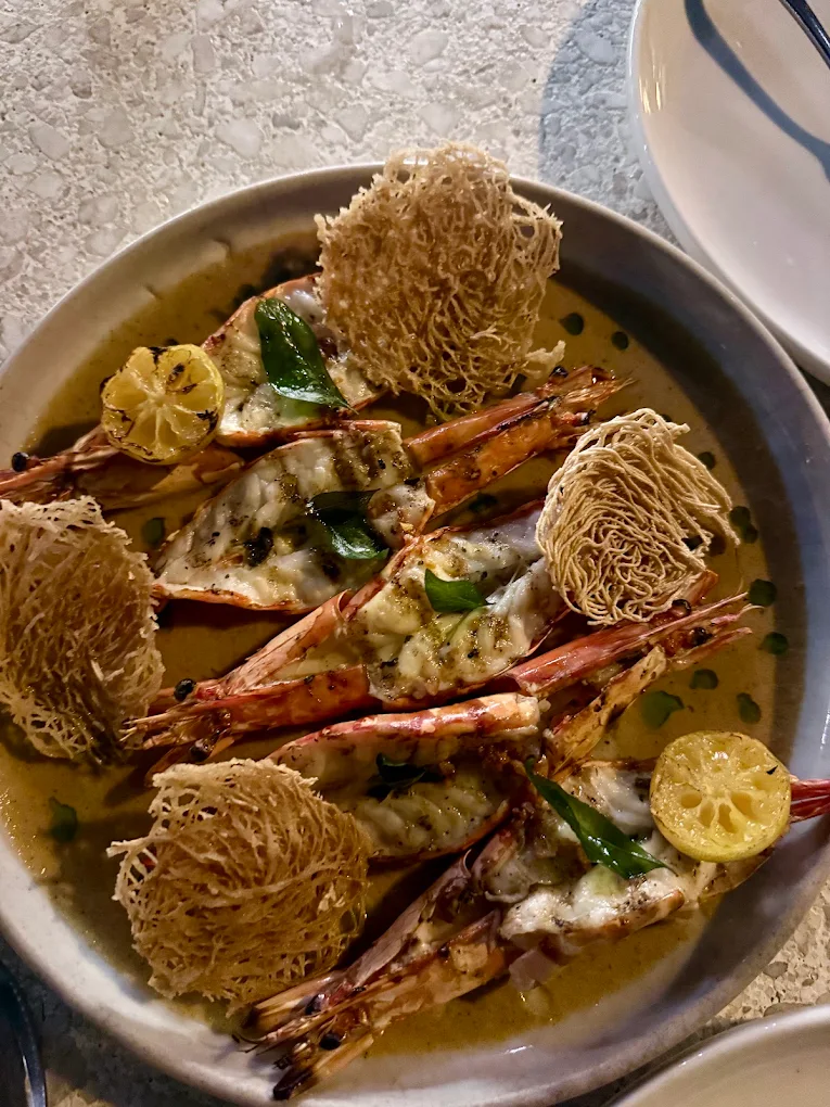 Grilled prawns with Jaffna curry sauce