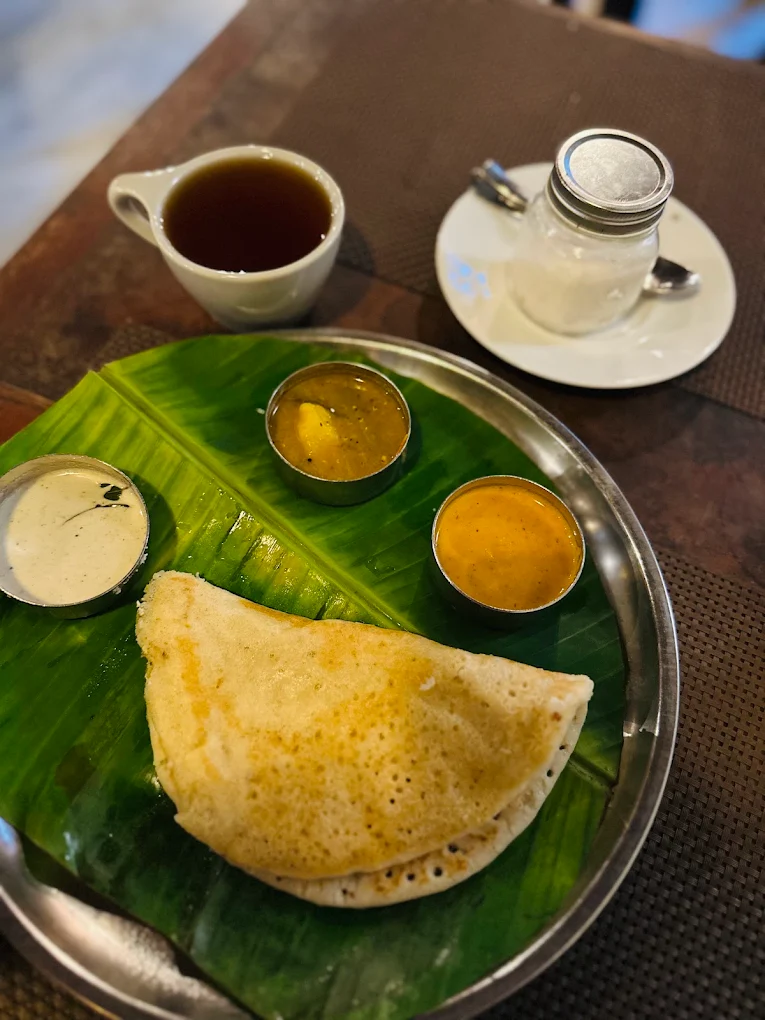 Dosa with chutney and tea